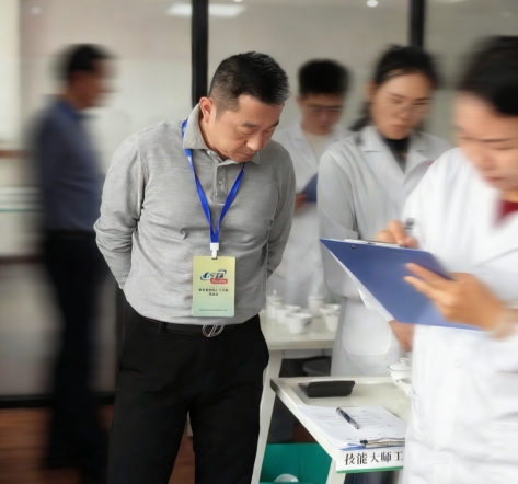 专访 | 让世界，看见茶：资深茶行业达人“茶人老武”王巍的二十余年探索